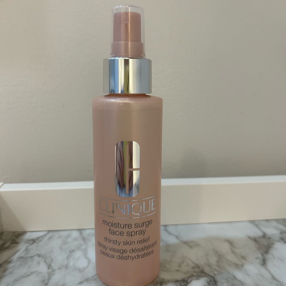 Clinique Moisture Surge Face Spray